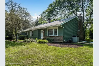 1092 Aberdeen Lane, Mundelein, IL 60060 - Photo 1