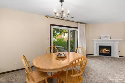 845 Sheldon Court #D, Wheaton, IL 60189 - Photo 5