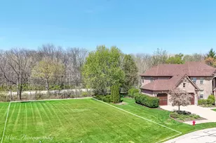 625 Sheffield Cir, Sugar Grove, IL 60554 - Photo 3