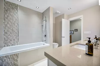 1060 Judy Drive, Elk Grove Village, IL 60007 - Photo 13