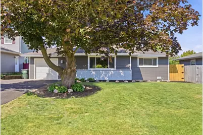 412 S Thornwood Drive, Lindenhurst, IL 60046 - Photo 1