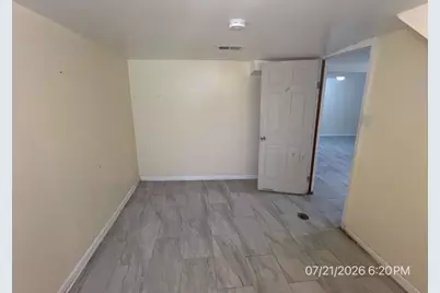 [Address not provided], Chicago, IL 60628 - Photo 35