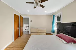 4940 Estes Ave, Skokie, IL 60077 - Photo 17