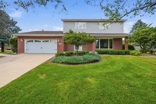 1801 Pheasant Ln, New Lenox, IL 60451 - Photo 3