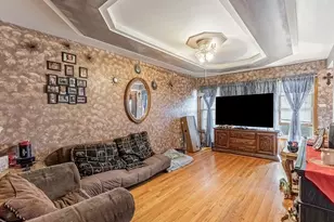 11120 S Ewing Ave, Chicago, IL 60617 - Photo 3