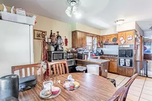 11120 S Ewing Ave, Chicago, IL 60617 - Photo 5