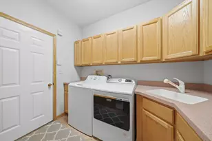 26165 N Greenbriar Ct, Lake Barrington, IL 60084 - Photo 29