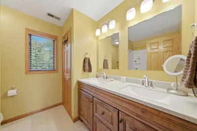26165 N Greenbriar Court, Lake Barrington, IL 60084 - Photo 33