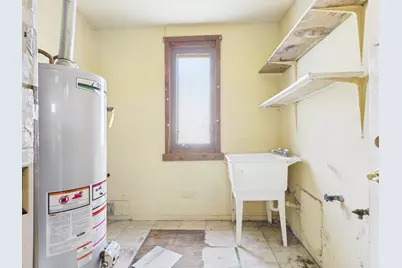 9828 W South Avenue, Schiller Park, IL 60176 - Photo 11