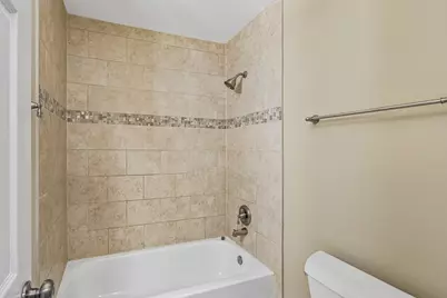657 Thorntree Court #C2, Bartlett, IL 60103 - Photo 23