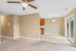 657 Thorntree Ct, Bartlett, IL 60103 - Photo 7