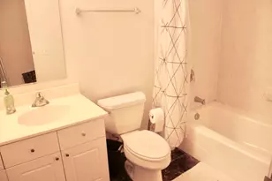 1720 Maple Ave, Evanston, IL 60201 - Photo 11