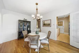 6751 N Artesian Ave, Chicago, IL 60645 - Photo 7
