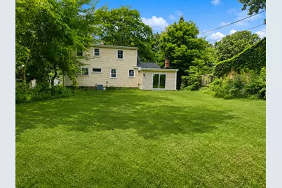 2707 Hampden Court, Rockford, IL 61107 - Photo 3