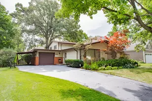 1133 Kenton Rd, Deerfield, IL 60015 - Photo 1
