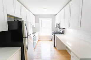 7646 N Greenview Ave, Chicago, IL 60626 - Photo 3