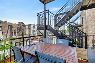 1320 W Grenshaw St, Chicago, IL 60607 - Photo 25