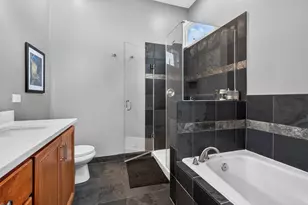 1320 W Grenshaw St, Chicago, IL 60607 - Photo 21
