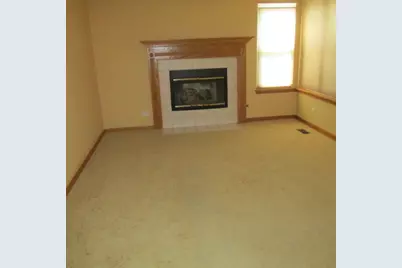 9336 Waterfall Glen Boulevard, Darien, IL 60561 - Photo 11