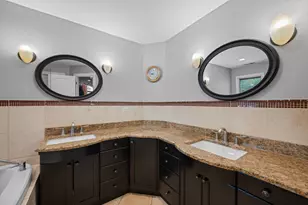 6834 N Kedvale Ave, Lincolnwood, IL 60712 - Photo 21