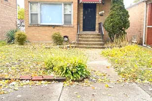 14210 S Wabash Ave, Riverdale, IL 60827 - Photo 3
