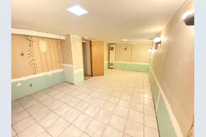 14210 S Wabash Avenue, Riverdale, IL 60827 - Photo 17