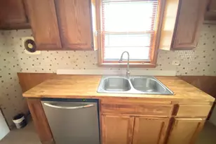 14210 S Wabash Ave, Riverdale, IL 60827 - Photo 9