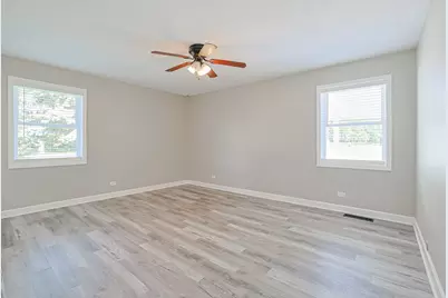 6805 Johnsburg Road, Spring Grove, IL 60081 - Photo 13