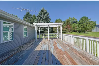 6805 Johnsburg Road, Spring Grove, IL 60081 - Photo 37