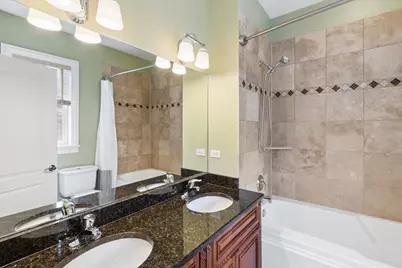 7246 N Oakley Avenue #1S, Chicago, IL 60645 - Photo 9