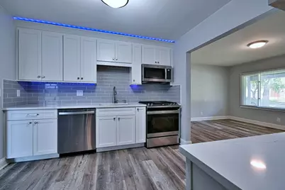 129 Springleaf Drive, Bolingbrook, IL 60440 - Photo 5