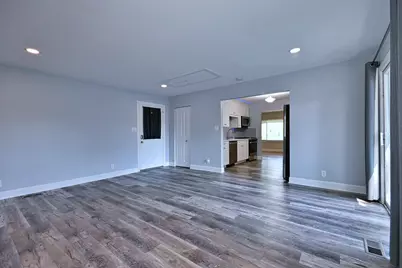 129 Springleaf Drive, Bolingbrook, IL 60440 - Photo 13