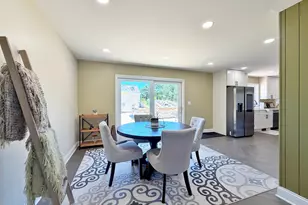 704 N Rose Farm Rd, Woodstock, IL 60098 - Photo 11