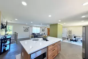 704 N Rose Farm Rd, Woodstock, IL 60098 - Photo 5
