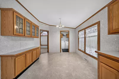 814 S Eleventh Street, Dekalb, IL 60115 - Photo 15