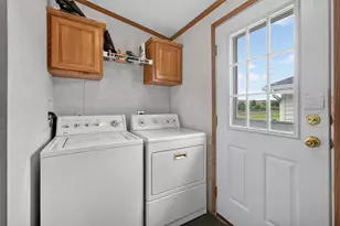 814 S 11th St, Dekalb, IL 60115 - Photo 19