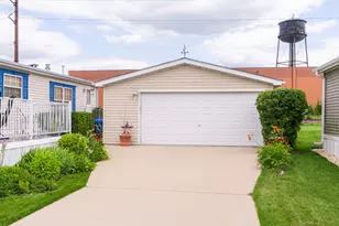 814 S 11th St, Dekalb, IL 60115 - Photo 5