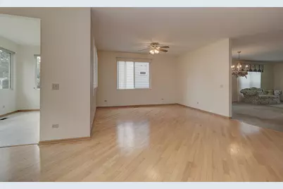 728 Holland Lane, Romeoville, IL 60446 - Photo 15