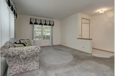 728 Holland Lane, Romeoville, IL 60446 - Photo 5