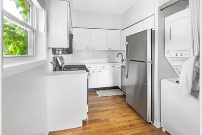 1337 W Flournoy Street #2R, Chicago, IL 60607 - Photo 5
