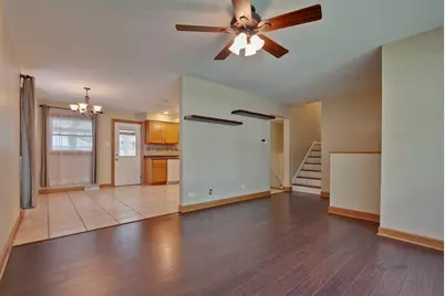 648 N Greenview Avenue, Mundelein, IL 60060 - Photo 7