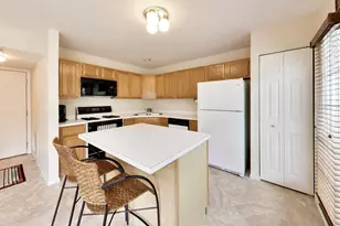 340 S Jewel Ct, Palatine, IL 60074 - Photo 11