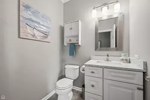 218 Woodford Rd, Oswego, IL 60543 - Photo 11