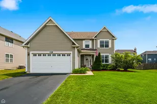 218 Woodford Rd, Oswego, IL 60543 - Photo 1