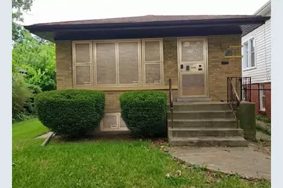 9022 S University Avenue, Chicago, IL 60619 - Photo 1