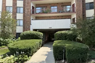 1500 Harbour Dr, Wheeling, IL 60090 - Photo 1