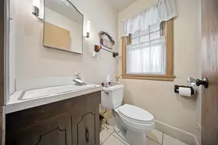 6631 N Caldwell Ave, Chicago, IL 60646 - Photo 17