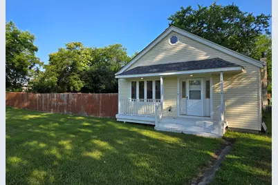 3902 W Claire Boulevard, Midlothian, IL 60445 - Photo 1