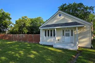 3902 W Claire Blvd, Midlothian, IL 60445 - Photo 1