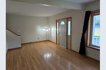 3902 W Claire Boulevard, Midlothian, IL 60445 - Photo 3